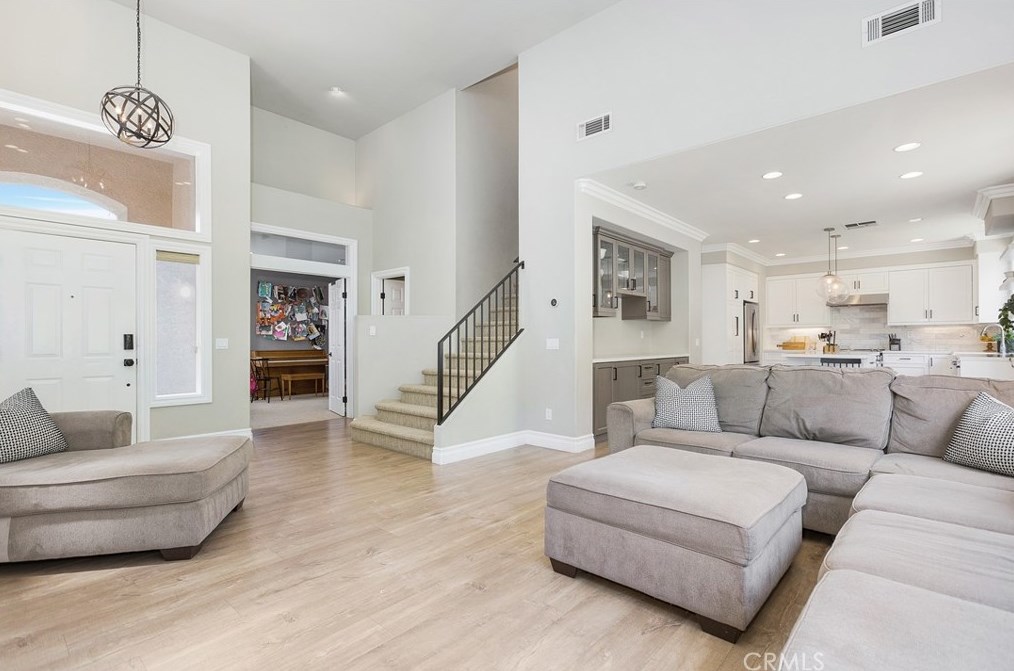 12 Sunny Slope, Trabuco Canyon CA  92688-5556 exterior