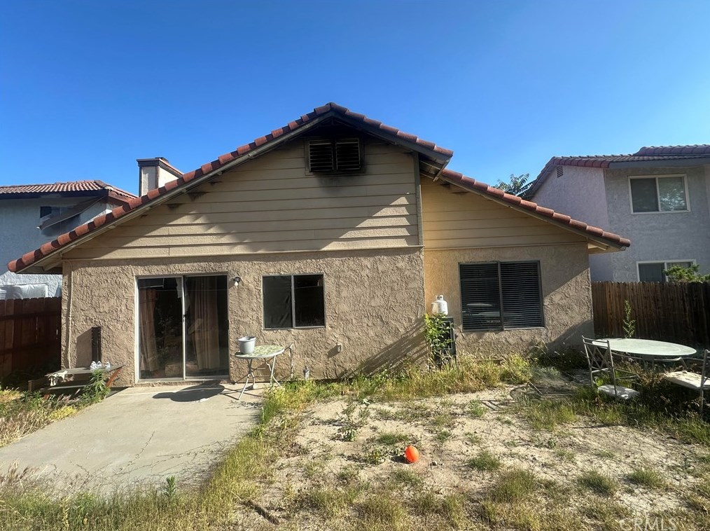 1254 W Van Koevering St, Rialto, CA 92376
