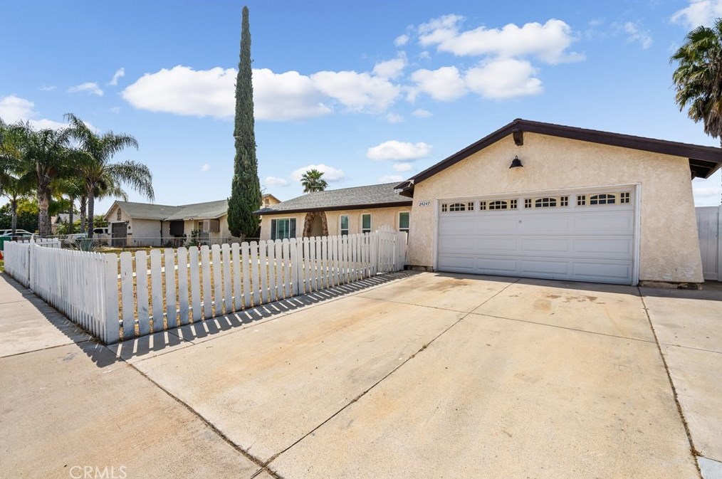 24247 Brodiaea Ave, Moreno Valley, CA 92553-6711