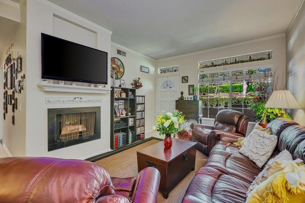 34 Leonado, Trabuco Canyon CA  92688-1645 exterior