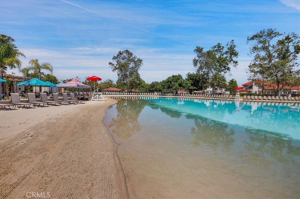 34 Leonado, Trabuco Canyon CA  92688-1645 exterior