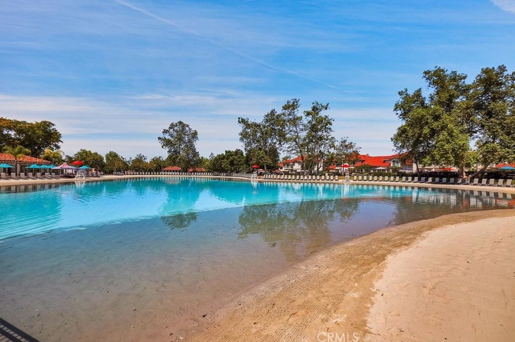 34 Leonado, Trabuco Canyon CA  92688-1645 exterior