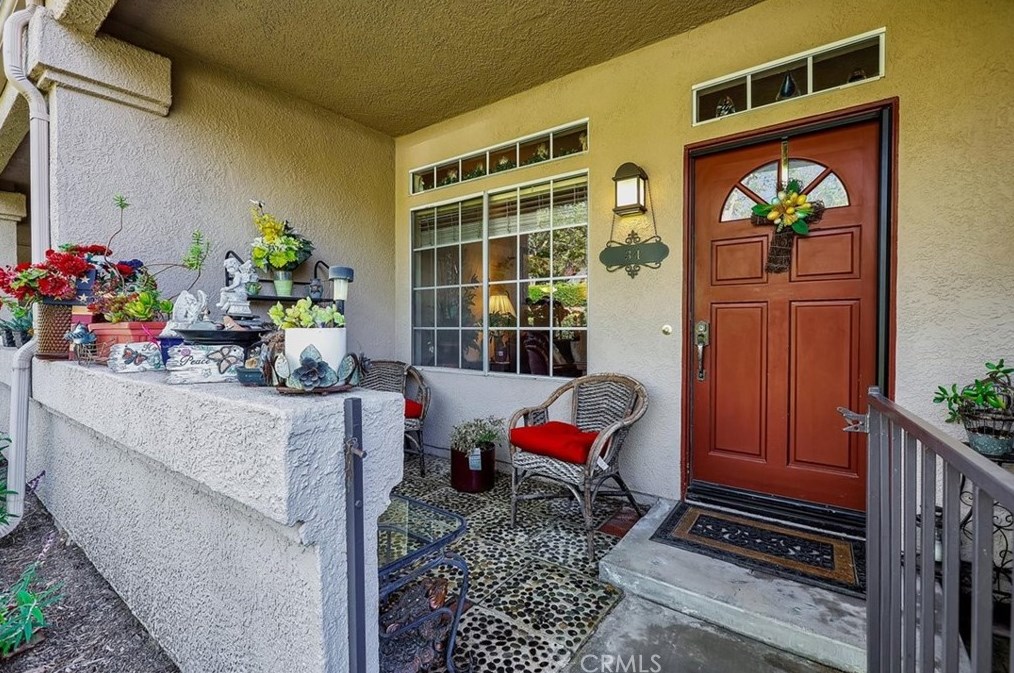 34 Leonado, Trabuco Canyon CA  92688-1643 exterior