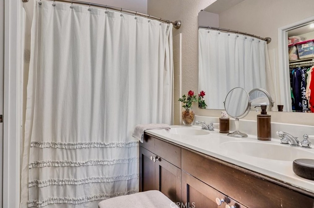 34 Leonado, Trabuco Canyon CA  92688-1645 exterior