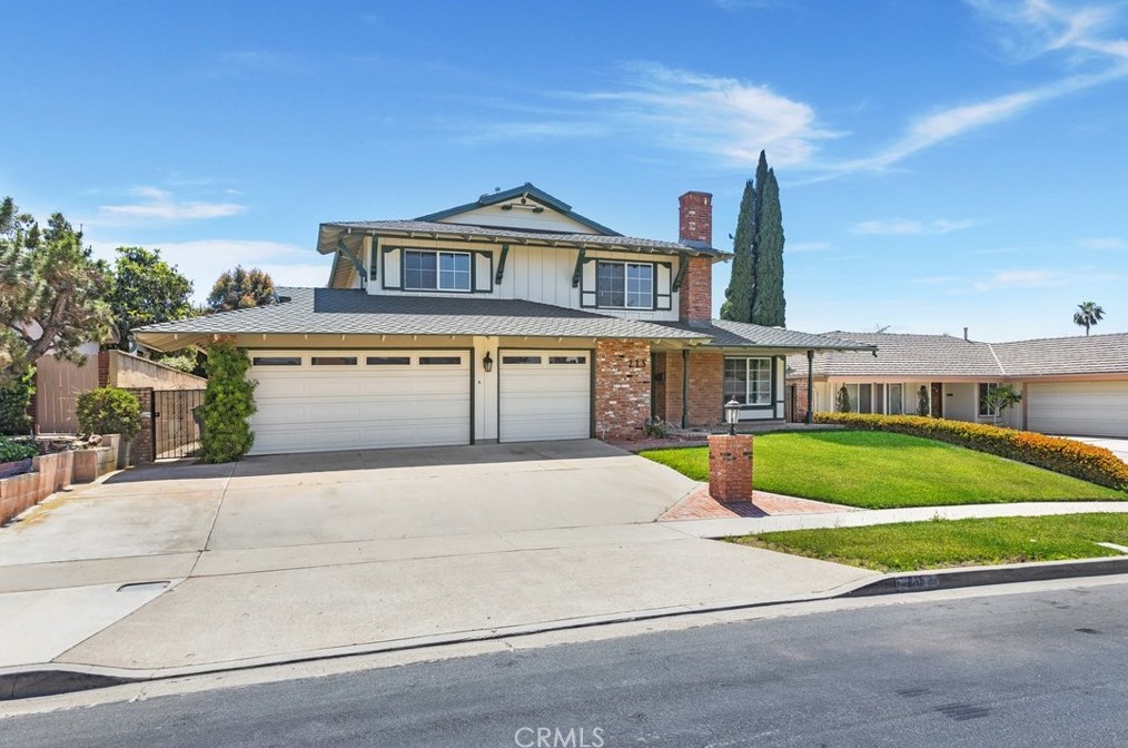 215 Barryknoll St, Anaheim, CA 92807-2909