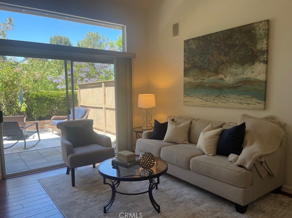 18 Meadowood, Laguna Beach, CA 92656