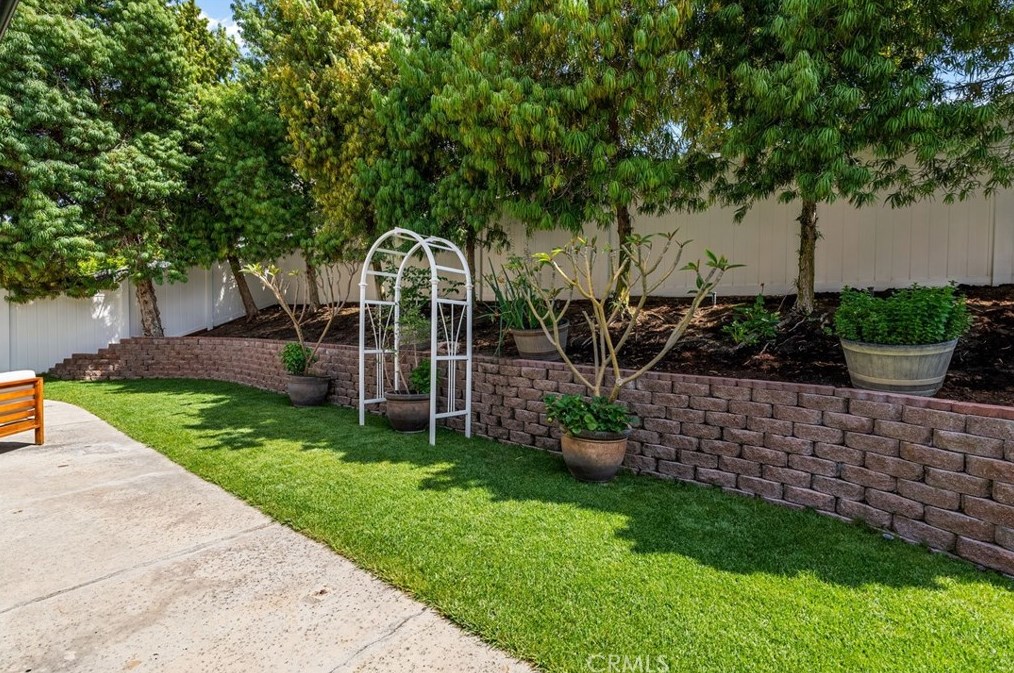 19 Grant, Irvine CA  92620-3353 exterior