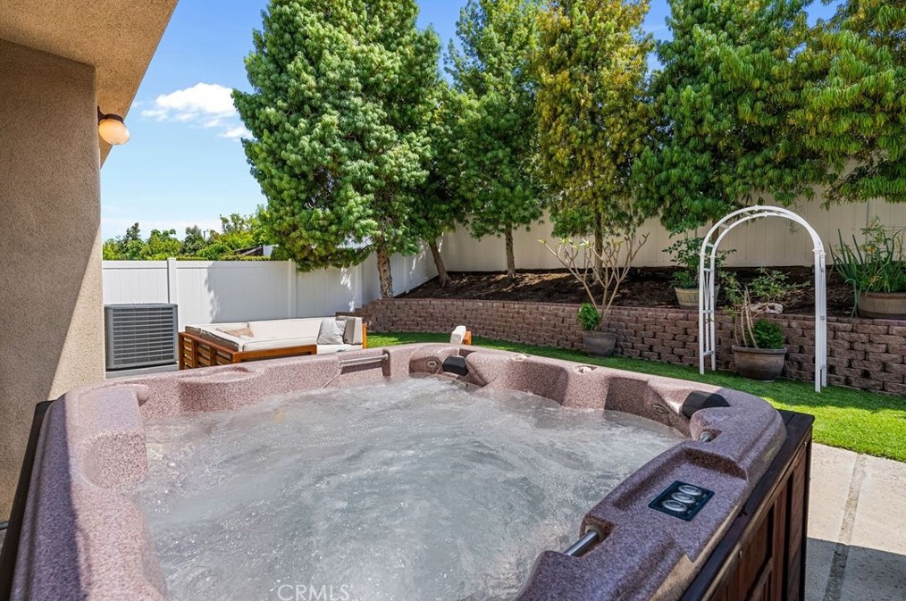 19 Grant, Irvine CA  92620-3353 exterior