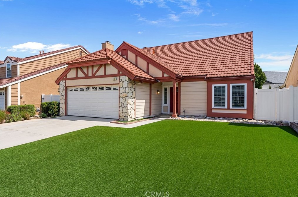 19 Grant, Irvine CA  92620-3353 exterior