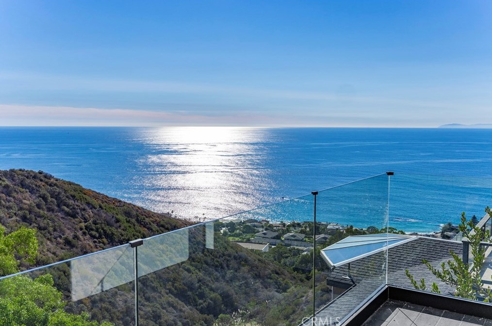 685 Nyes Pl, Laguna Beach, CA 92651-4142