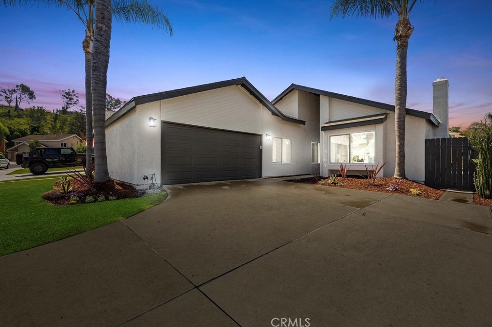 26582 Kari Brook, El Toro, CA 92630