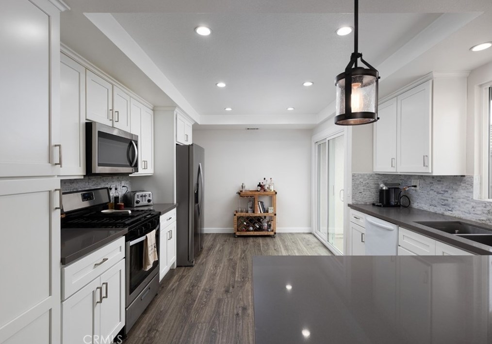 1201 Diamond Bar Blvd, Pomona CA  91765-1151 exterior