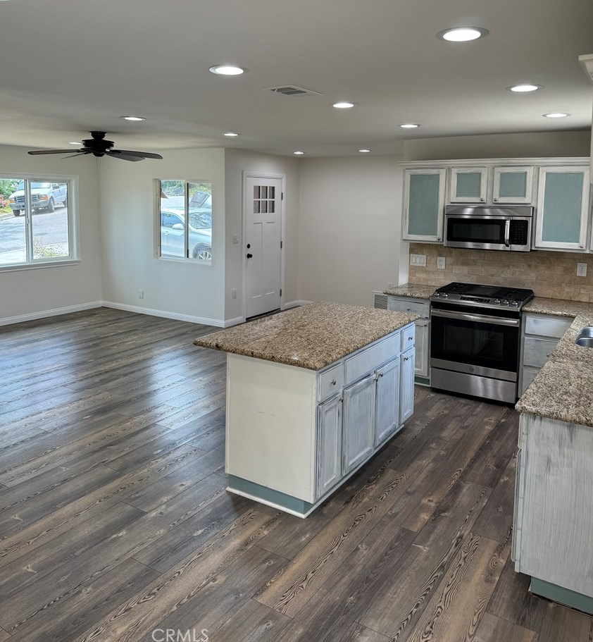 741 Calle Cardo, Thousand Oaks CA 91360-4833 exterior