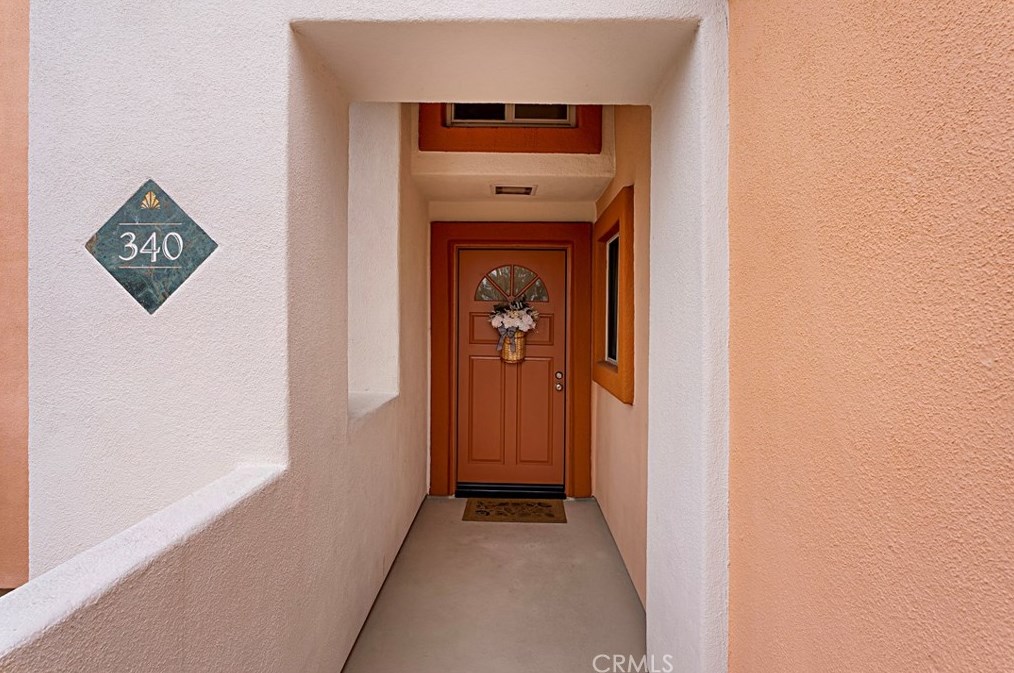 340 Villa Point Dr, Newport Beach, CA 92660-6217