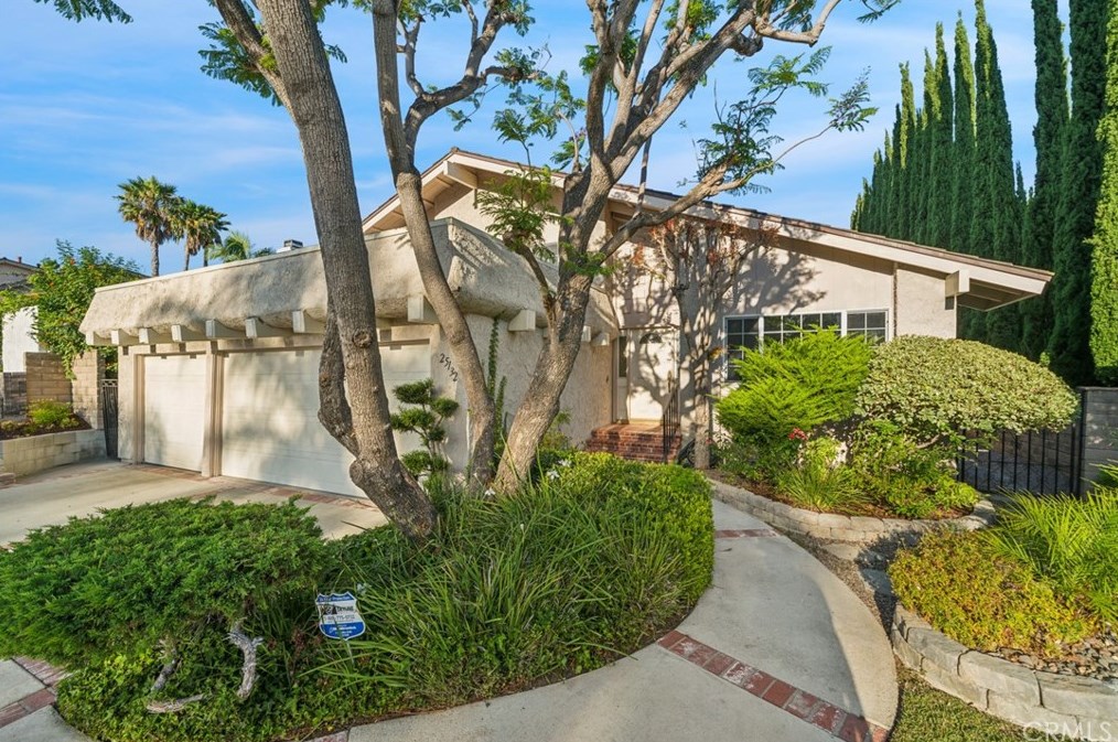 25132 Woolwich St, Laguna Beach, CA 92653