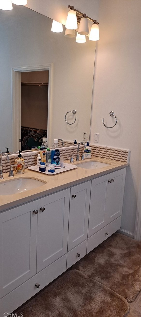 121 Rodeo, Irvine CA  92602 exterior