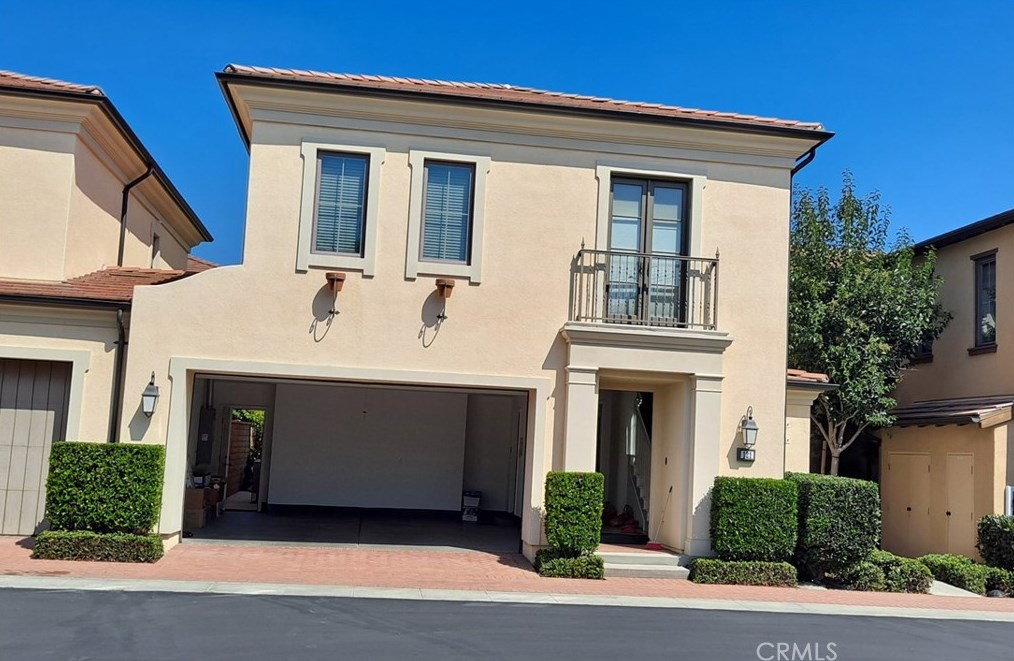 121 Rodeo, Irvine CA  92602 exterior