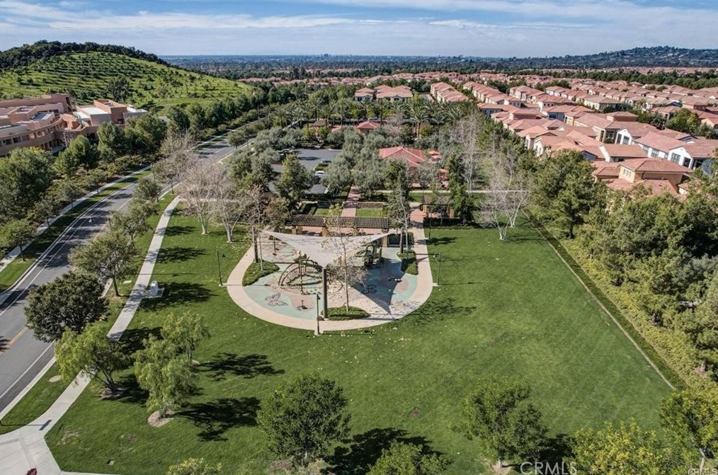 121 Rodeo, Irvine CA  92602 exterior