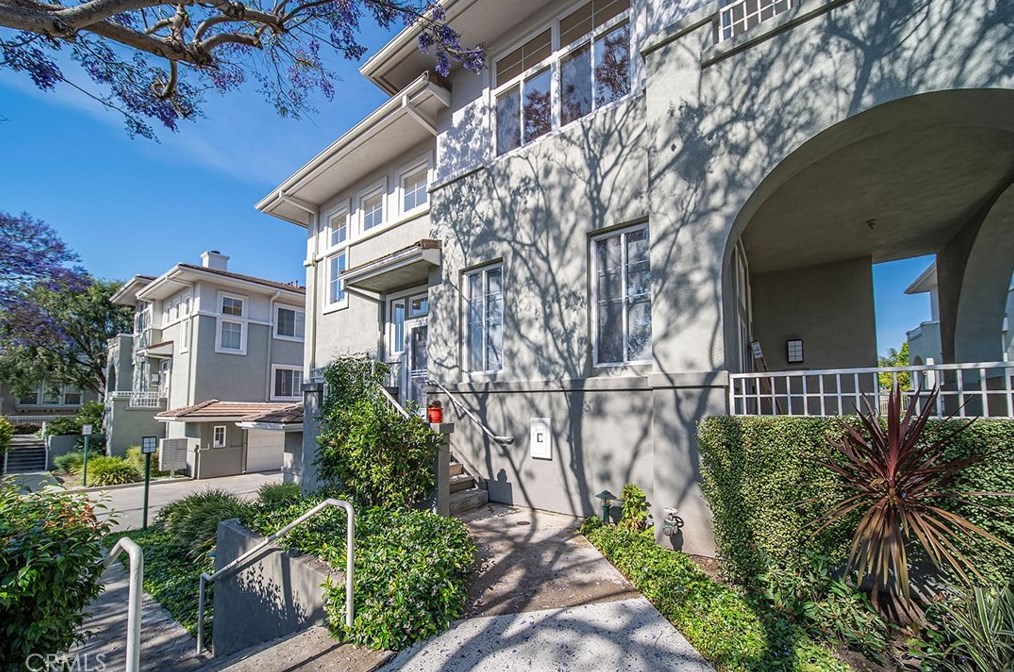 18061 Joyful Ln #205, Huntington Beach, CA 92648