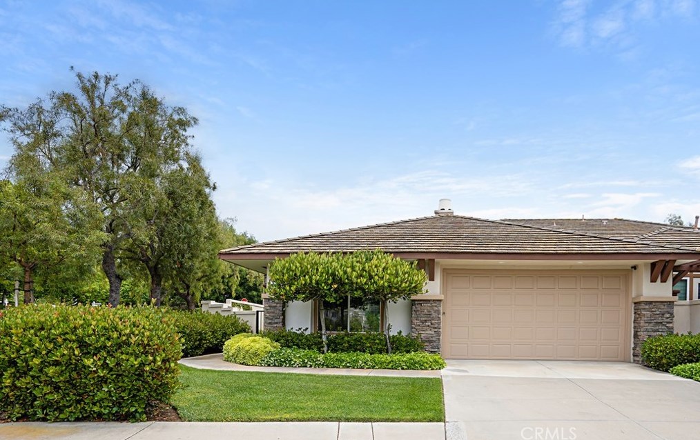 2 Birdie Ln, Trabuco Canyon, CA 92679-4927