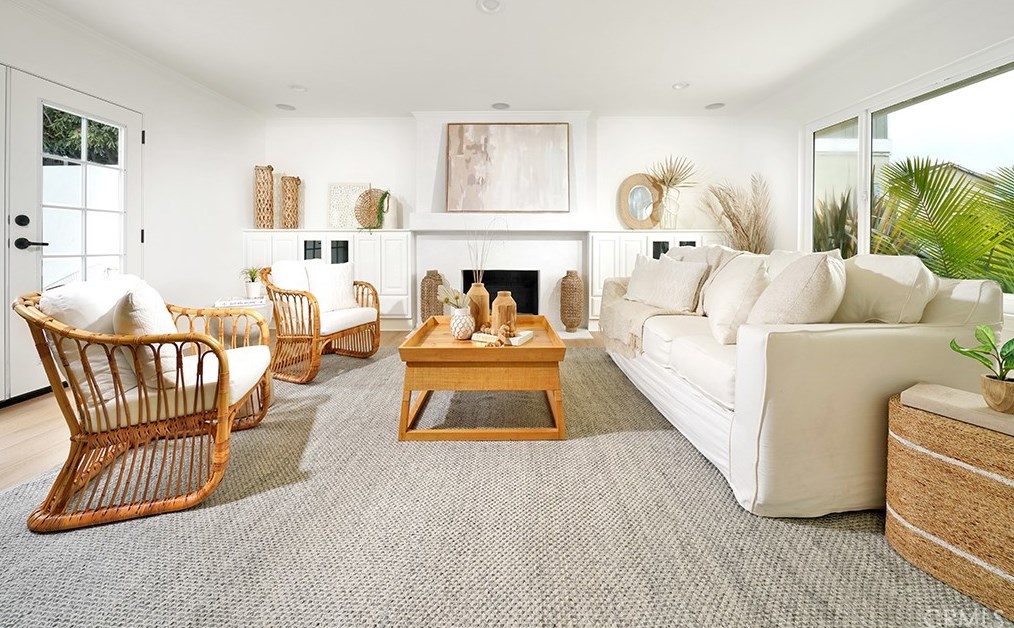 33181 Mesa Vista Dr, Dana Point, CA 92629-1112