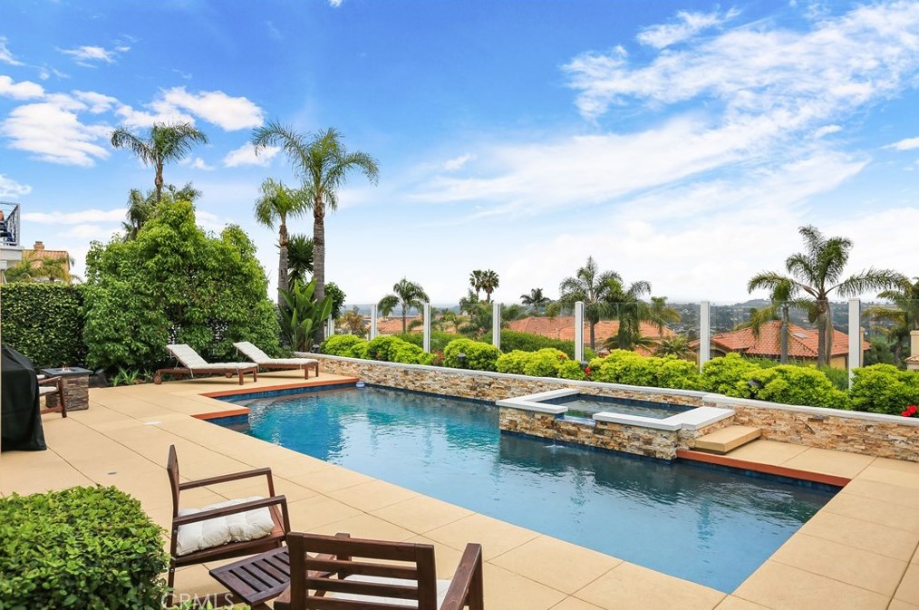 30522 Via Lindosa, Laguna Beach, CA 92677