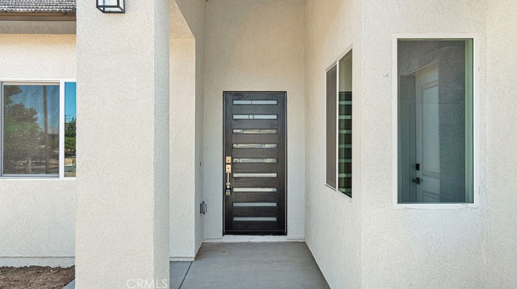 15535 Greenwood St, Hesperia, CA 92345
