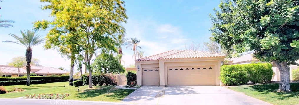 26 Hilton Head Dr, Rancho Mirage, CA 92270-1607