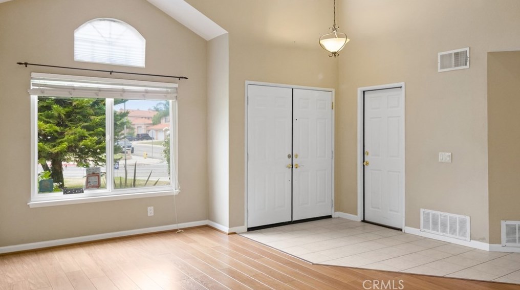 8500 Rosemary Dr, Riverside, CA 92508-2920