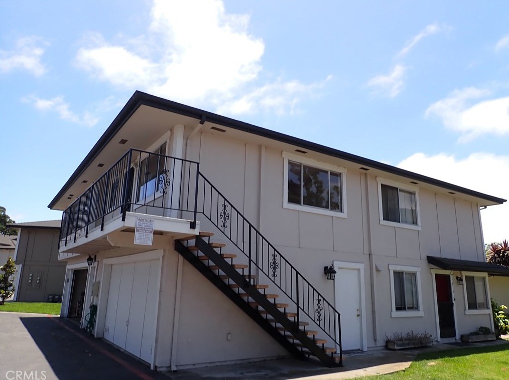 7837 Arbor Cir, Huntington Beach CA  92647-7358 exterior