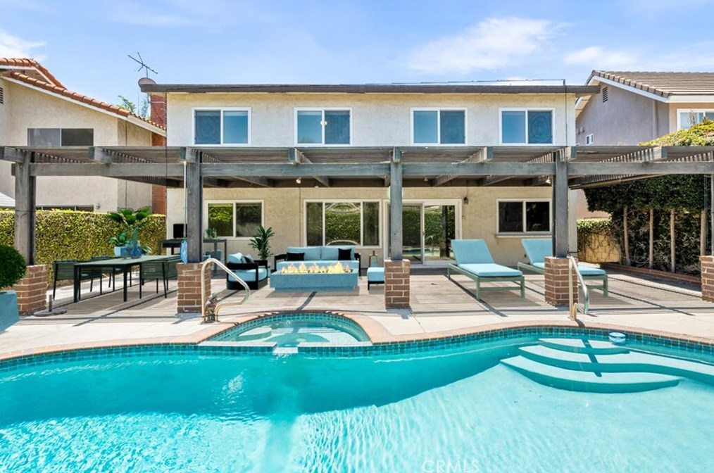 6439 Dominica, Cypress, CA 90630