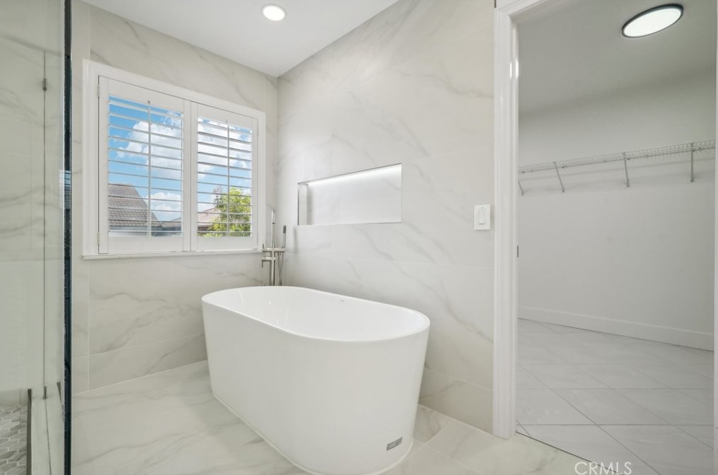 12 Parma, Irvine CA  92602-1657 exterior
