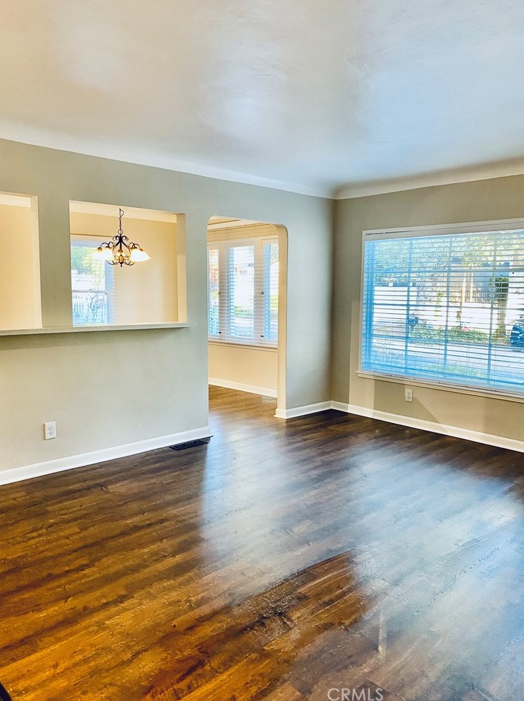 67 Windsor Ln, Sierra Madre, CA 91024-1935