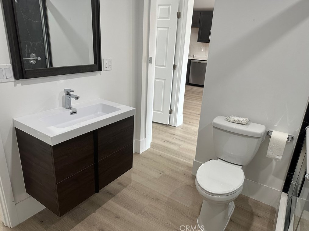 5491 Magnolia Ave, Riverside CA  92506-1818 exterior