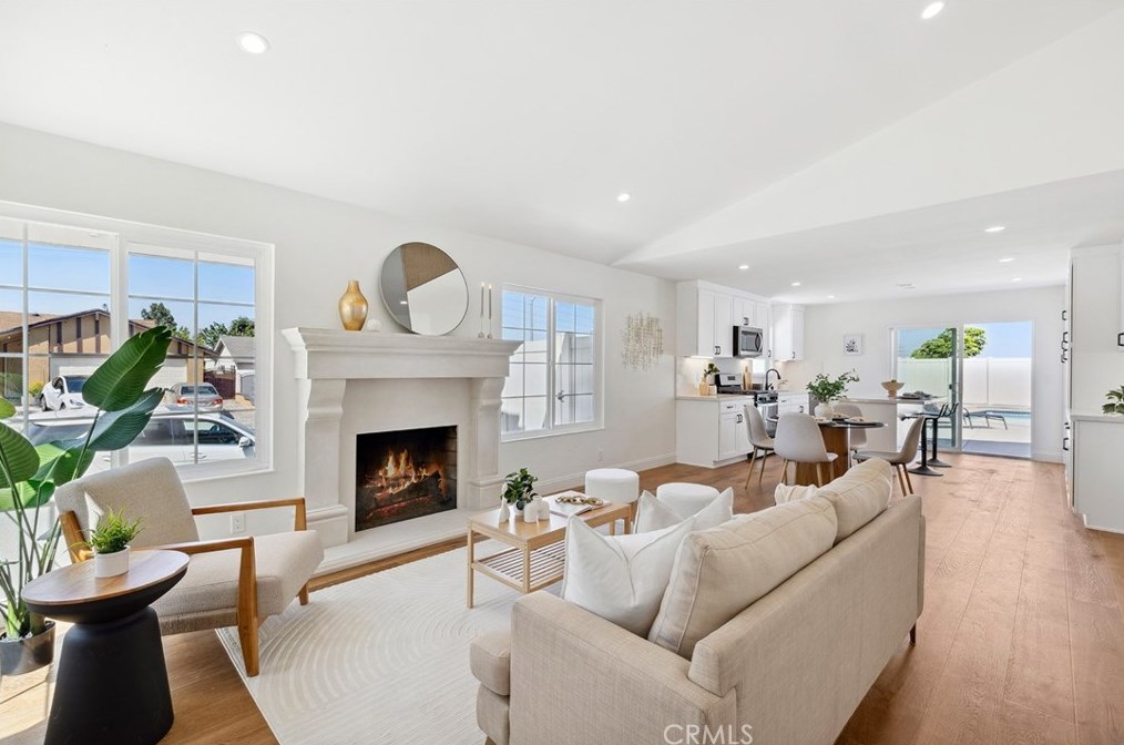 14951 Larkspur Cir, Irvine, CA 92604