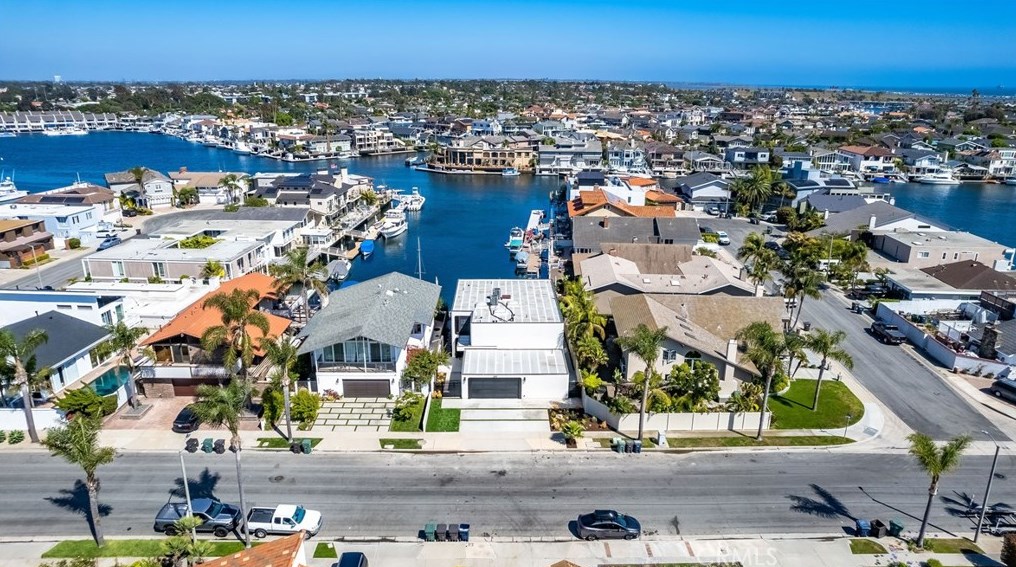 3838 Humboldt Dr, Huntington Beach, CA 92649