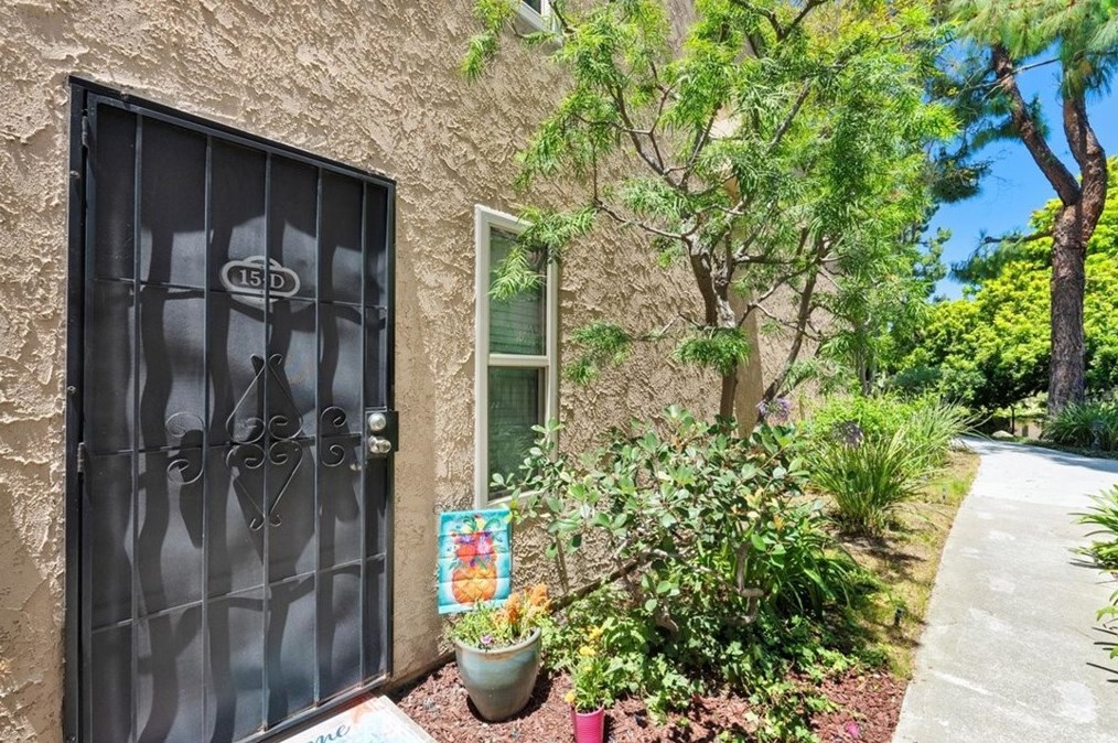 7890 E Spring St #15d, Long Beach, CA 90815