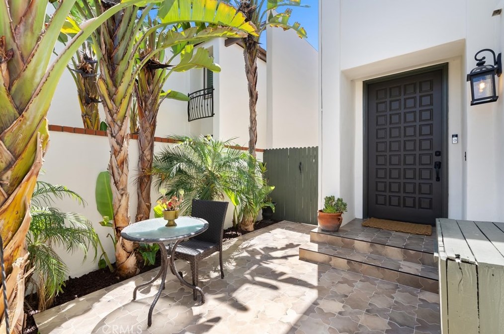 337 Avenida Granada, Long Beach, CA 90814