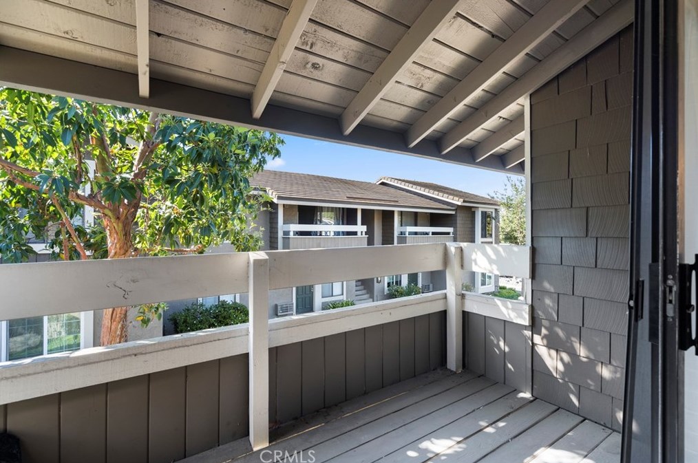 54 Streamwood, Irvine, CA 92620