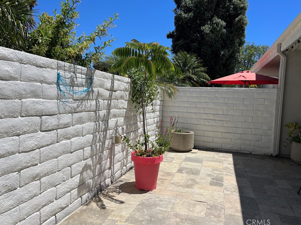 2156 E Via Mariposa Unit F, Laguna Beach, CA 92637