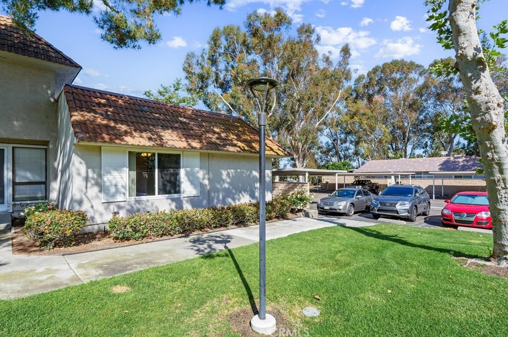 21735 Lake Vista Dr, El Toro, CA 92630