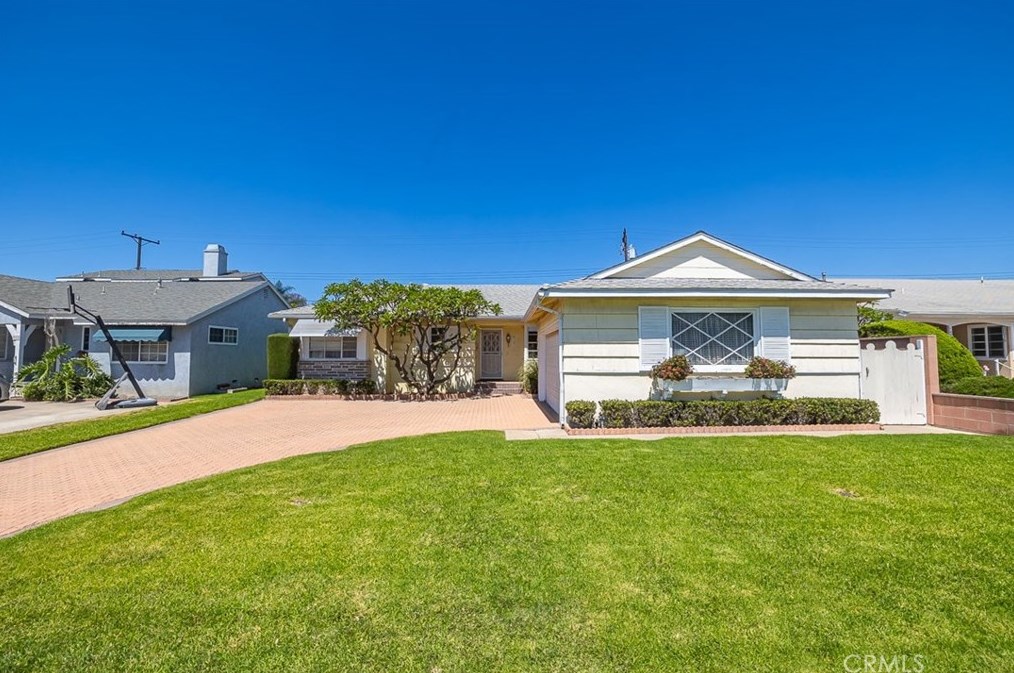 713 S Hacienda St, Anaheim, CA 92804