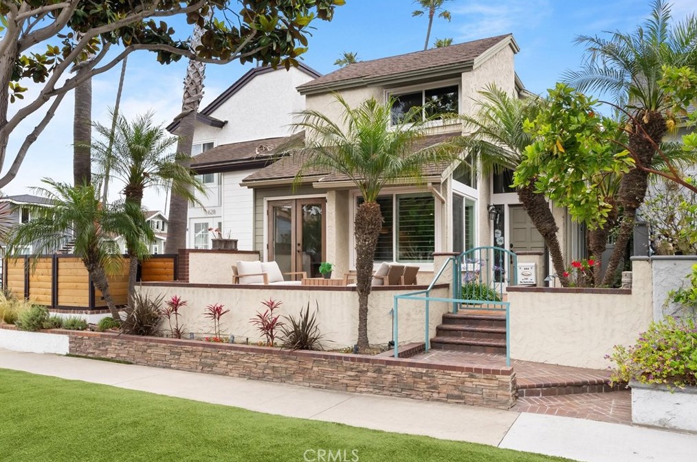 626 9th St, Huntington Beach, CA 92648