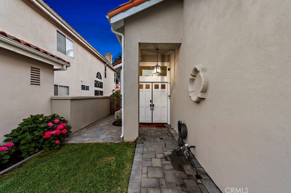 10 Dion, Laguna Beach, CA 92677
