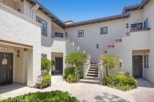 30 Via Jolitas, Trabuco Canyon, CA 92688