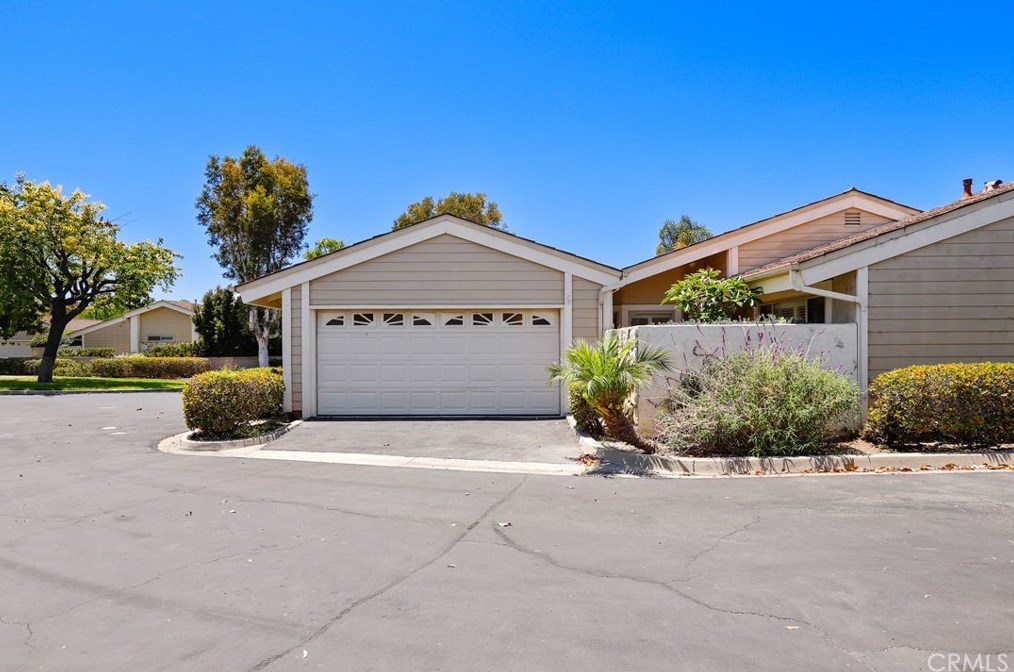 19 Park Vista #34, Irvine, CA 92604