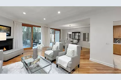 411 N Oakhurst Drive #102, Beverly Hills, CA 90210 - Photo 2
