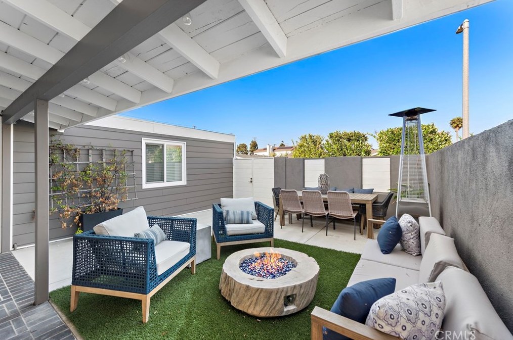 20041 Crown Reef Ln, Huntington Beach, CA 92646