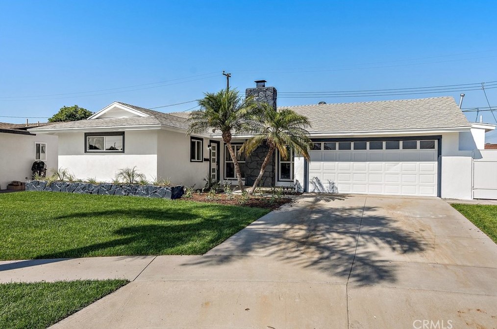 16511 Loire Cir, Huntington Beach, CA 92647