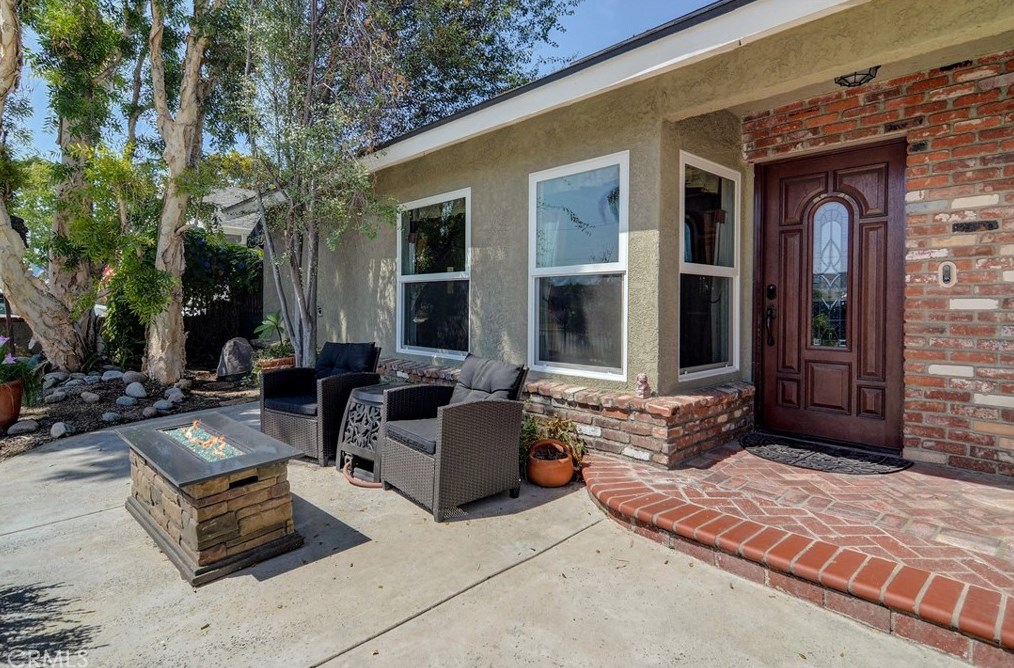328 N Sacramento St, Orange, CA 92867